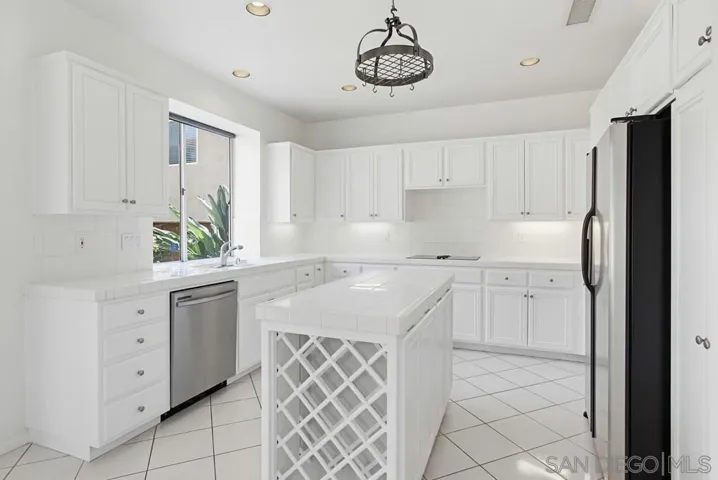18129 Chieftain Ct, San Diego, California 92127