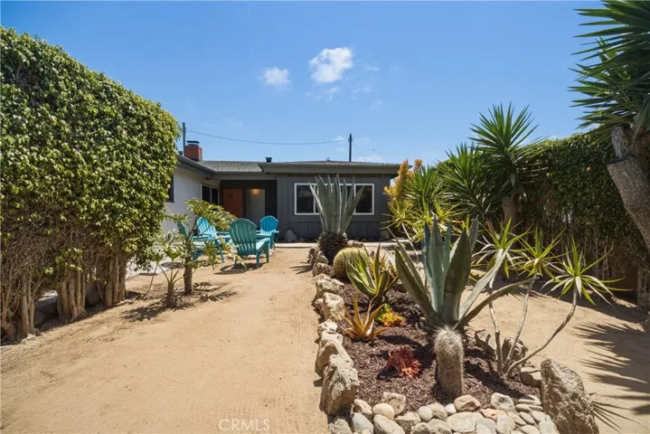From back of Garden looking toward house