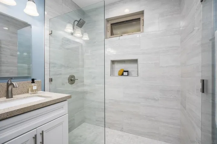 3696 98 Georgia, San Diego, California 92103