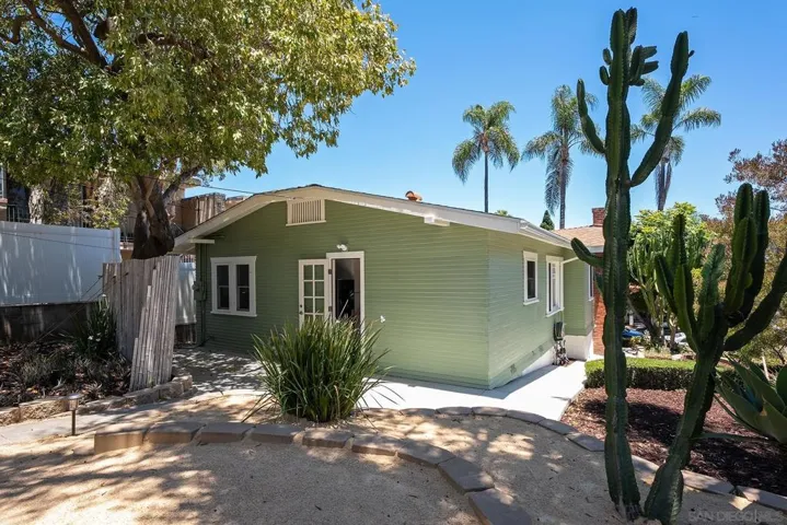 3696 98 Georgia, San Diego, California 92103