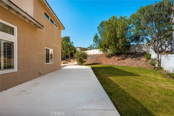 1536 Chestnut, Corona, California 92881