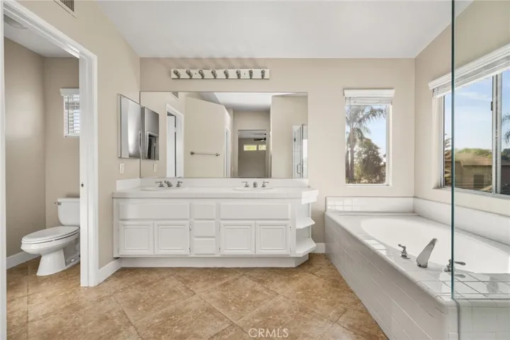1536 Chestnut, Corona, California 92881