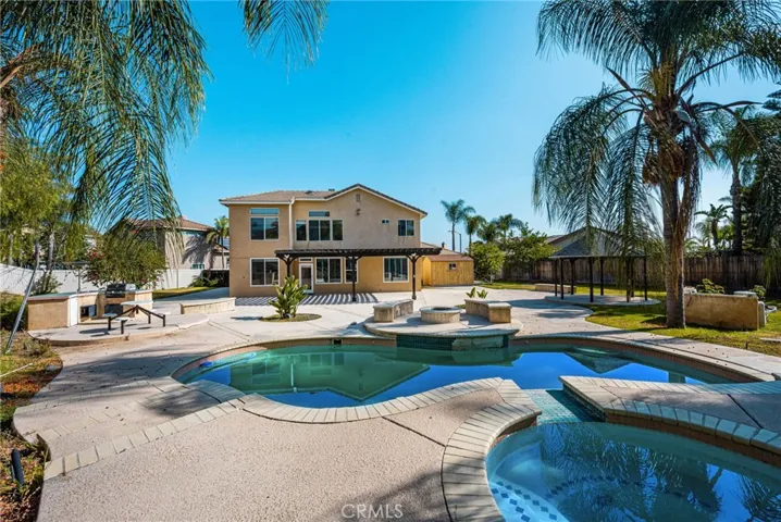 1536 Chestnut, Corona, California 92881