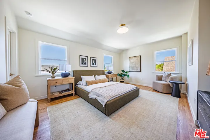 4325 Price Street, Los Angeles, California 90027