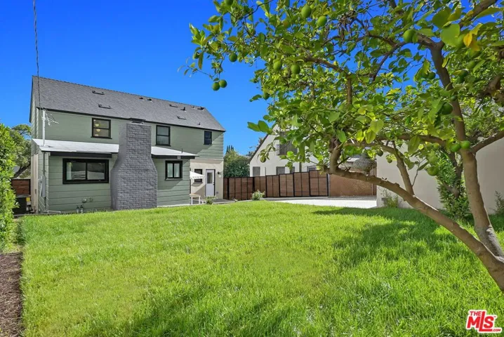 4325 Price Street, Los Angeles, California 90027