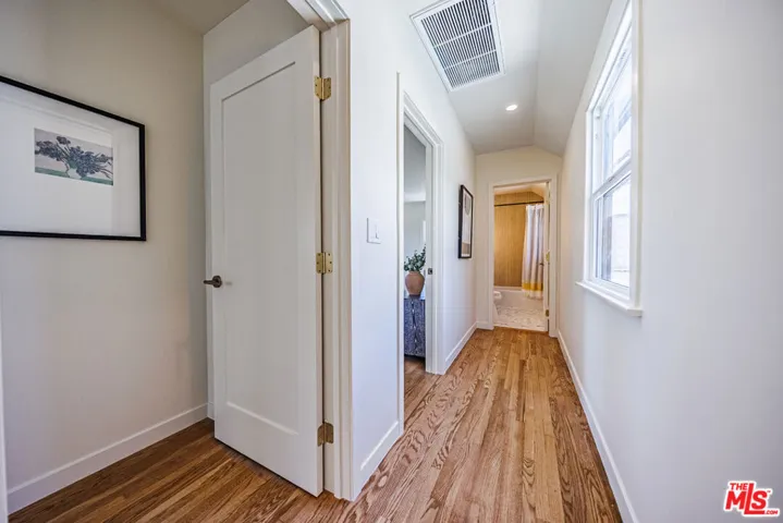 4325 Price Street, Los Angeles, California 90027