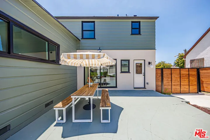 4325 Price Street, Los Angeles, California 90027