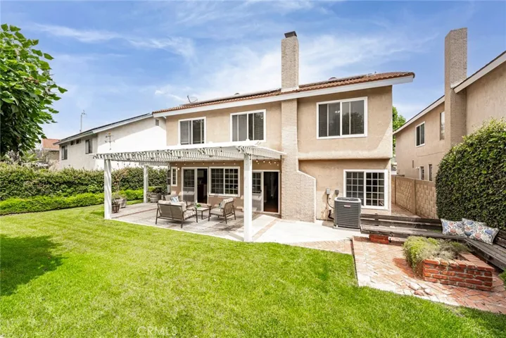24722 Via Del Rio, Lake Forest, California 92630