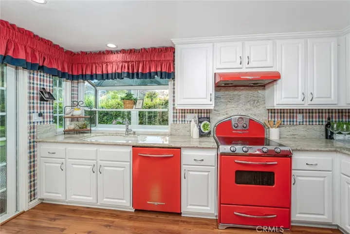 24722 Via Del Rio, Lake Forest, California 92630
