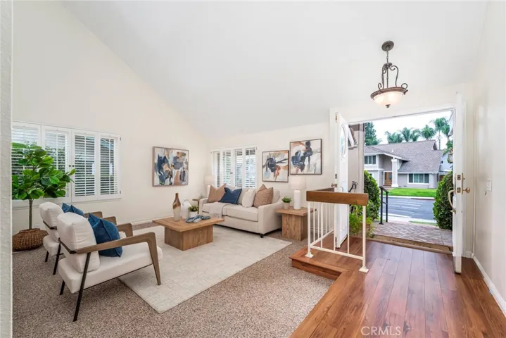 24722 Via Del Rio, Lake Forest, California 92630