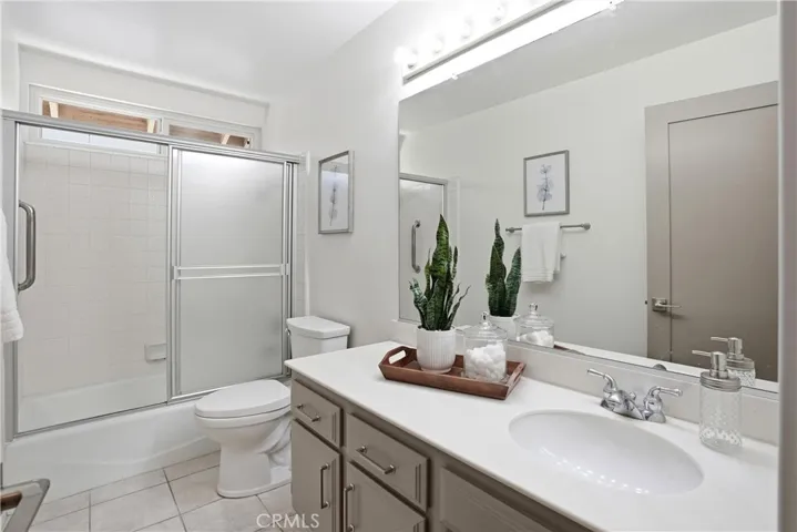 Upstairs bathroom