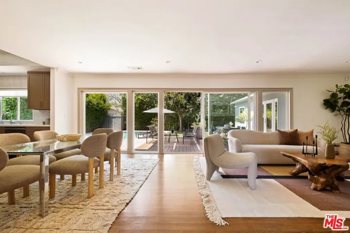 4941 Edgerton Avenue, Encino, California 91436