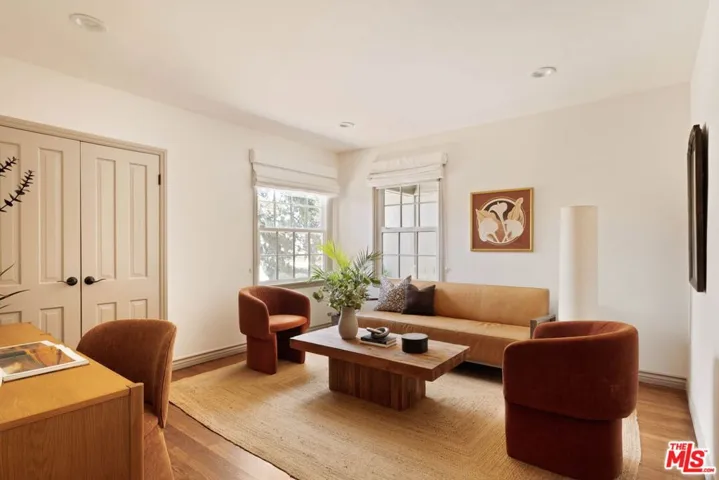 4941 Edgerton Avenue, Encino, California 91436