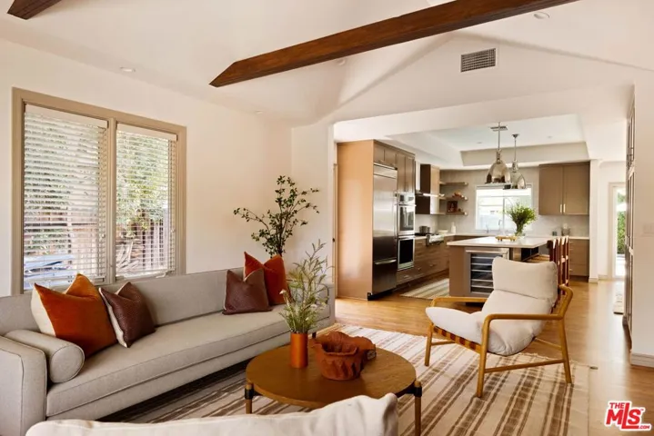4941 Edgerton Avenue, Encino, California 91436
