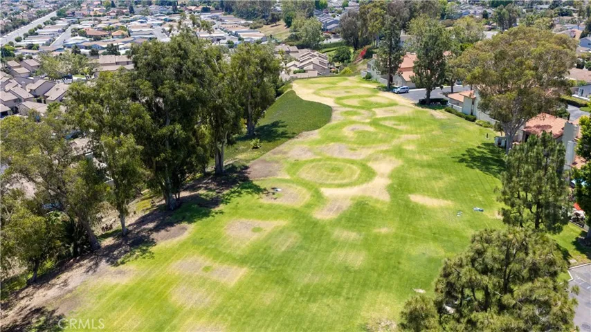 8488 Oakstone Circle, Huntington Beach, California 92646