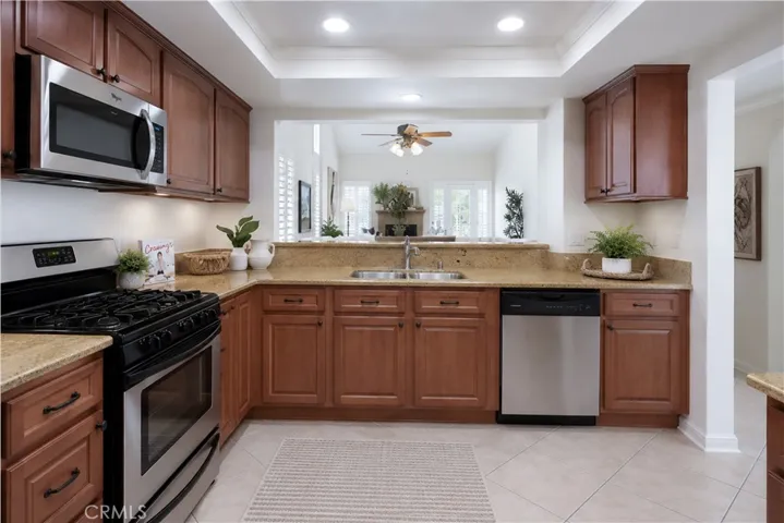 8488 Oakstone Circle, Huntington Beach, California 92646