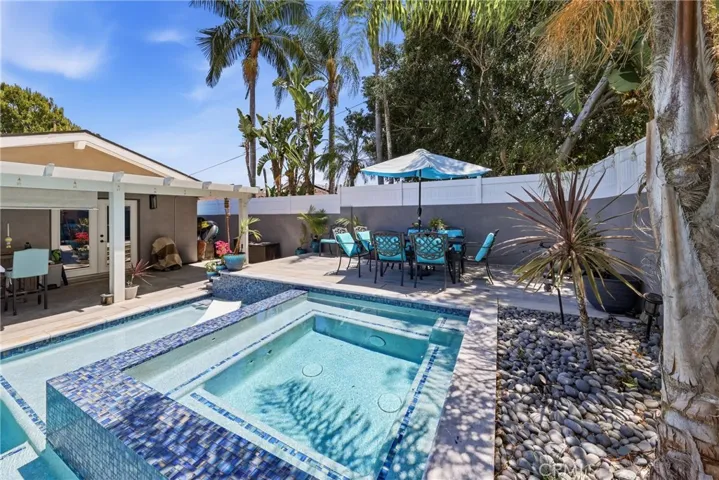 5011 Santa Fe, Yorba Linda, California 92886