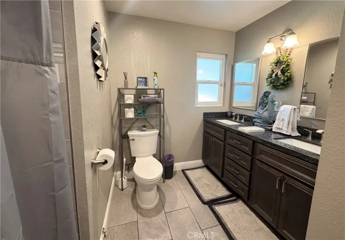 5011 Santa Fe, Yorba Linda, California 92886