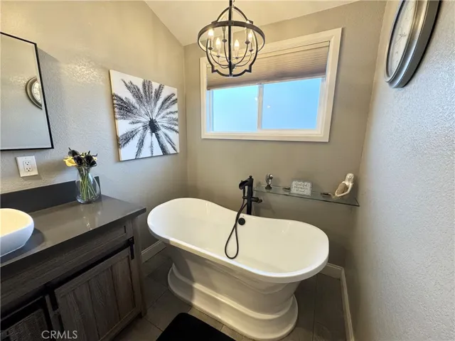 5011 Santa Fe, Yorba Linda, California 92886