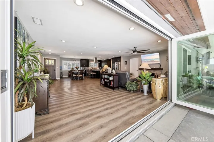 5011 Santa Fe, Yorba Linda, California 92886