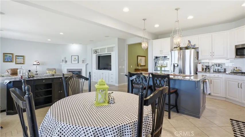 17076 First Light, Riverside, California 92503