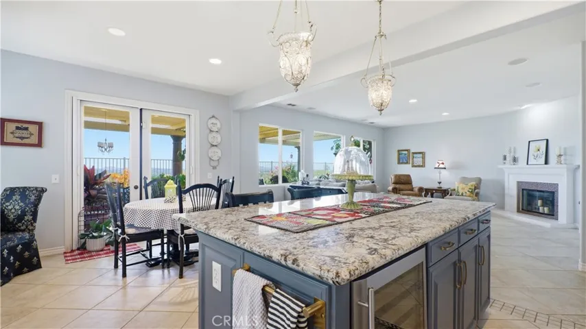 17076 First Light, Riverside, California 92503