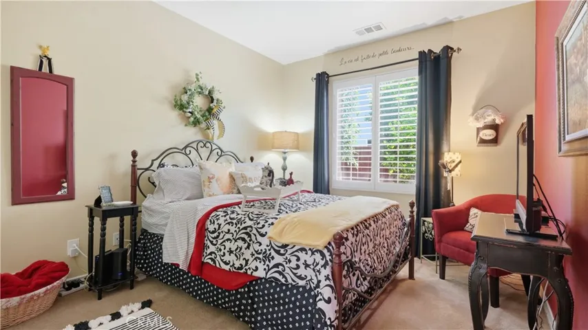 17076 First Light, Riverside, California 92503