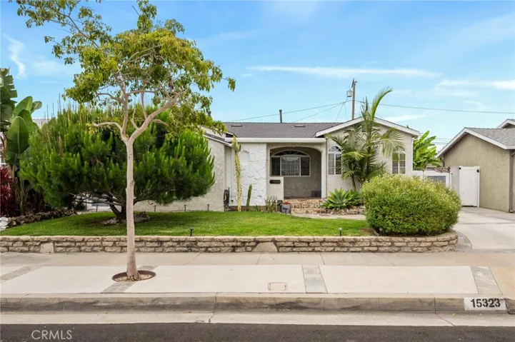 15323 Purche, Gardena, California 90249