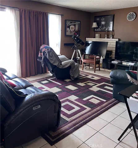 543 N Pampas, Rialto, California 92376