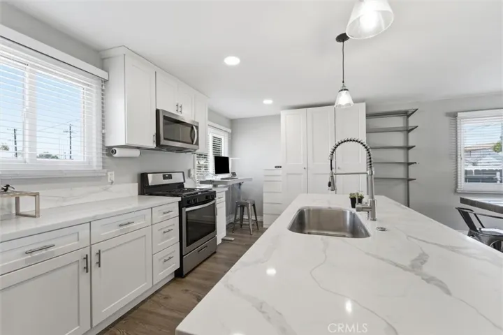 3945 W 176th Street, Torrance, California 90504
