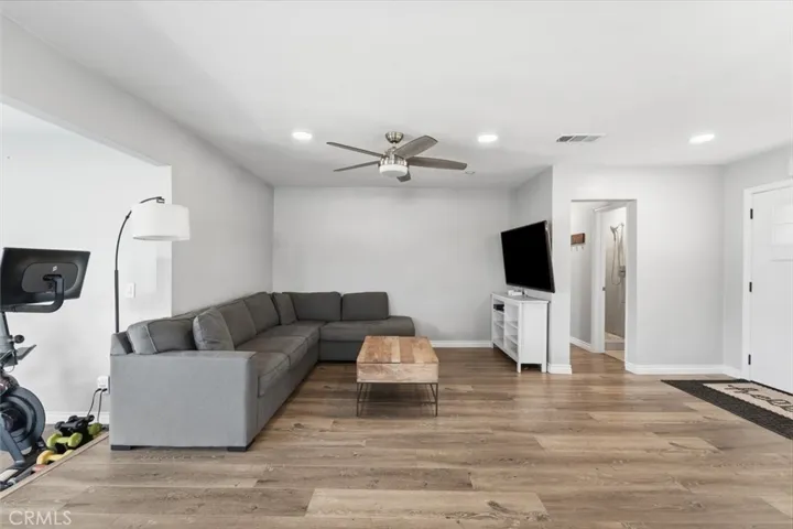 3945 W 176th Street, Torrance, California 90504