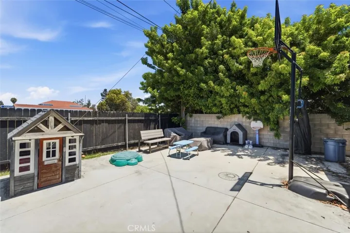 3945 W 176th Street, Torrance, California 90504