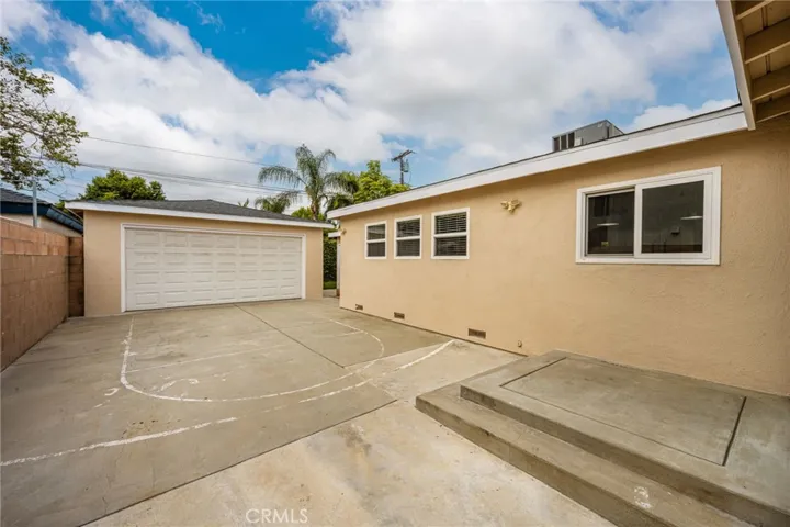 5830 E Fairbrook, Long Beach, California 90815