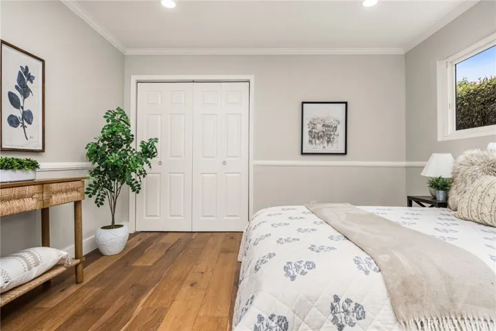 5830 E Fairbrook, Long Beach, California 90815