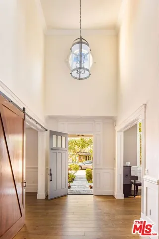 4505 Morella Avenue, Valley Village, California 91607