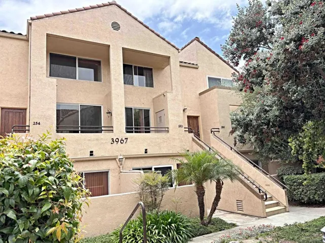 3967 Nobel 249, San Diego, California 92122