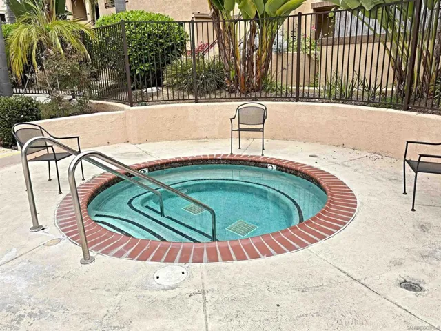 3967 Nobel 249, San Diego, California 92122