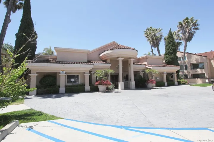 3967 Nobel 249, San Diego, California 92122