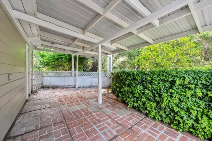 1637 Lake Chabot Terrace, San Leandro, California 94577