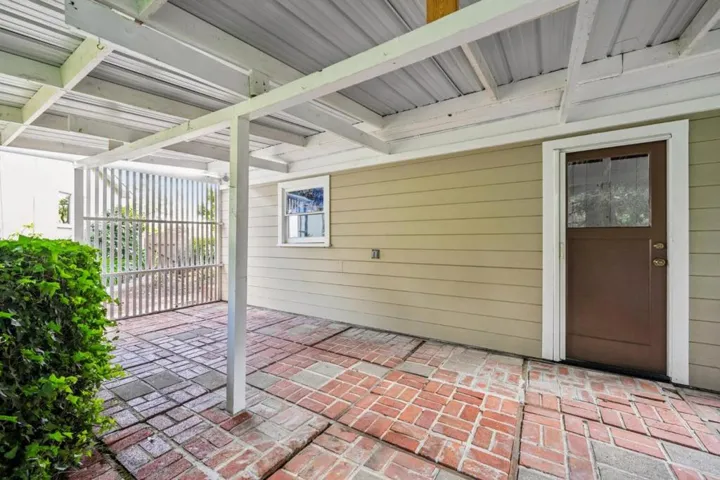 1637 Lake Chabot Terrace, San Leandro, California 94577