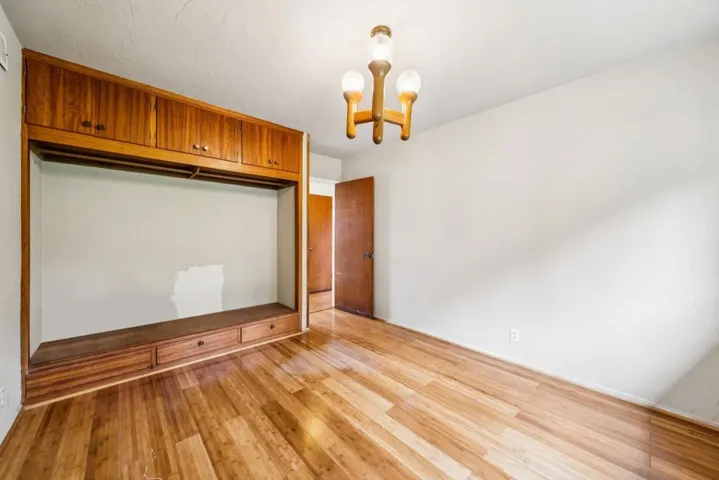 1637 Lake Chabot Terrace, San Leandro, California 94577
