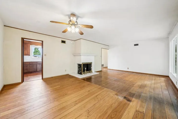 1637 Lake Chabot Terrace, San Leandro, California 94577