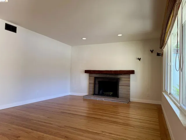 312 Walker Dr, Mountain View, California 94043