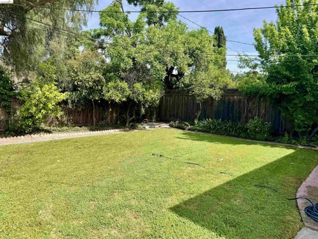312 Walker Dr, Mountain View, California 94043