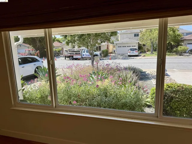 312 Walker Dr, Mountain View, California 94043