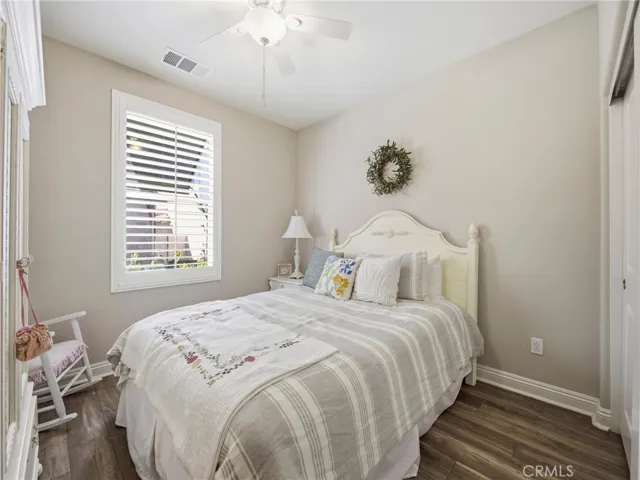 20558 Martingale, Saugus, California 91350