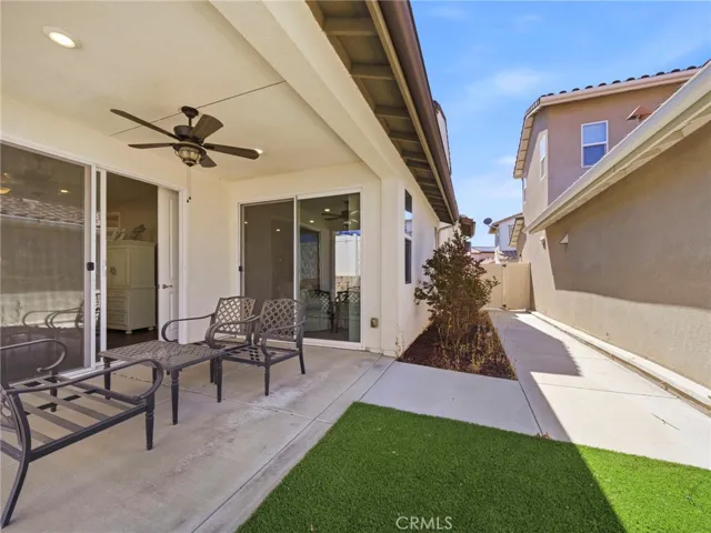 20558 Martingale, Saugus, California 91350
