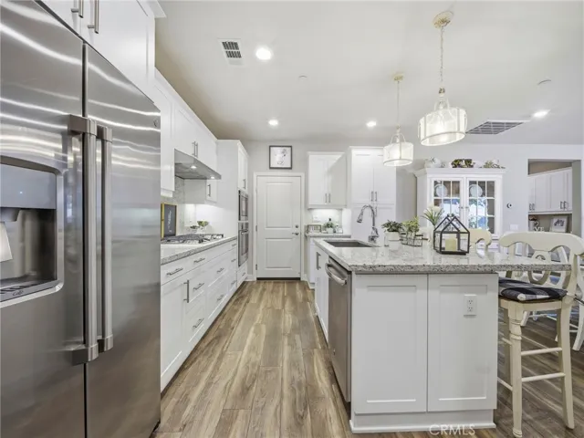 20558 Martingale, Saugus, California 91350