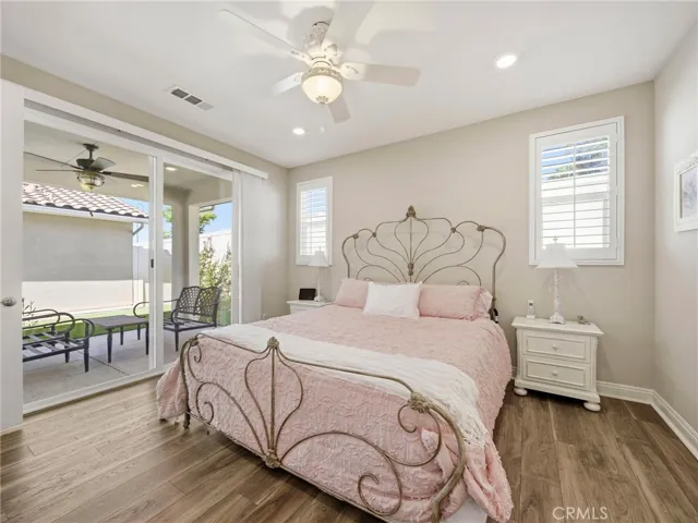 20558 Martingale, Saugus, California 91350
