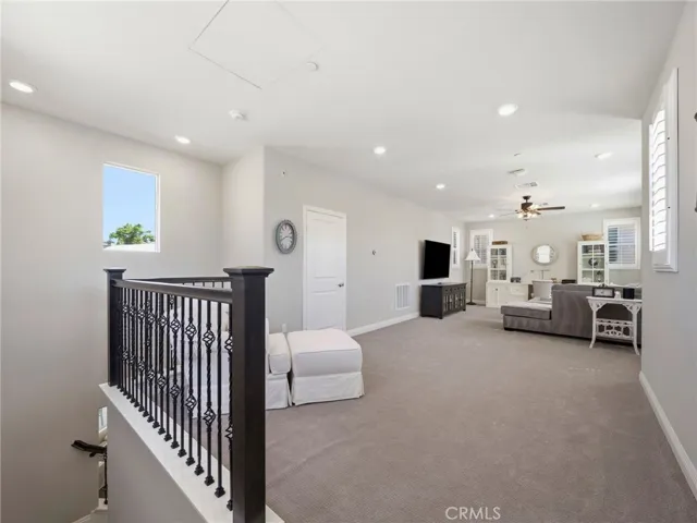 20558 Martingale, Saugus, California 91350